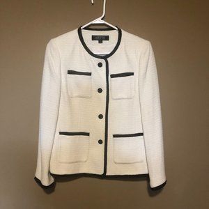 Kasper Blazer Size 6 Off-White
